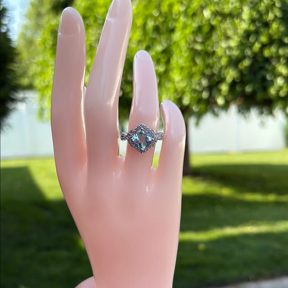 4.11 tcw Blue Topaz & White Topaz Sterling Silver Cocktail Solitaire Ring Sz 7 - Picture 4 of 11